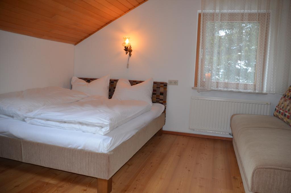 Ferienhaus Ferch تراشر هوهه الغرفة الصورة